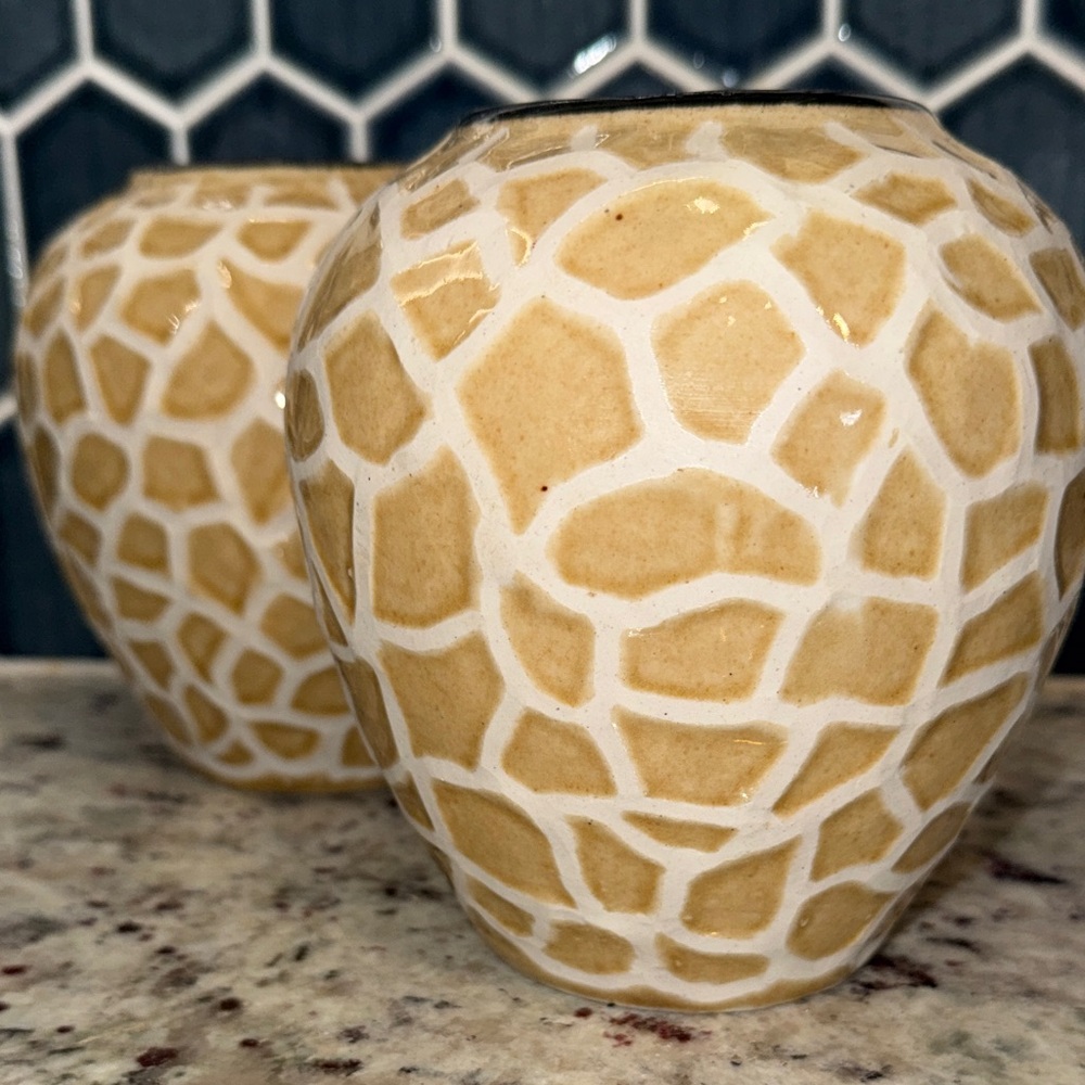 Pair of Giraffe Print Tile Vase EUC